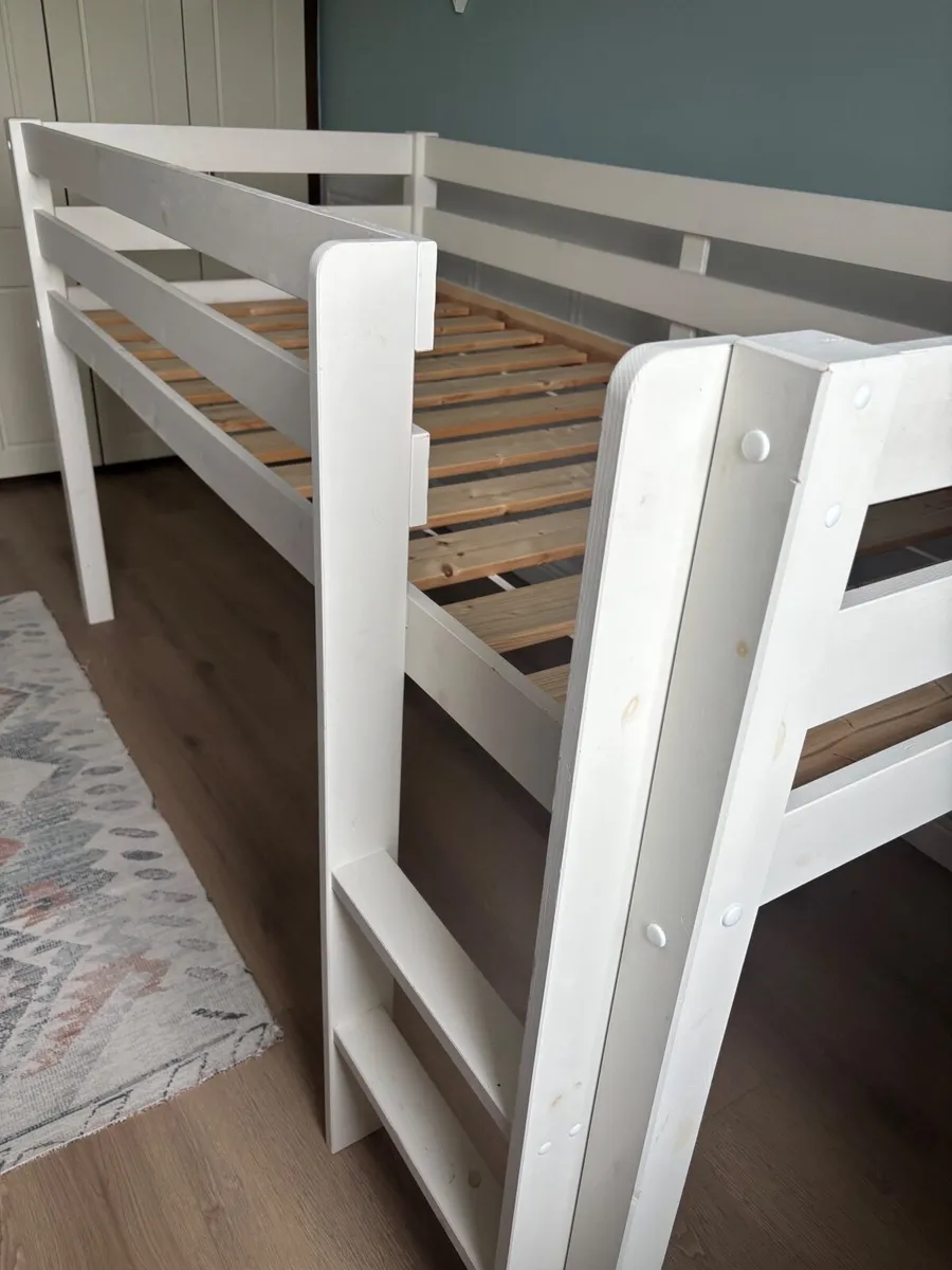 Children’s single bed - Image 2