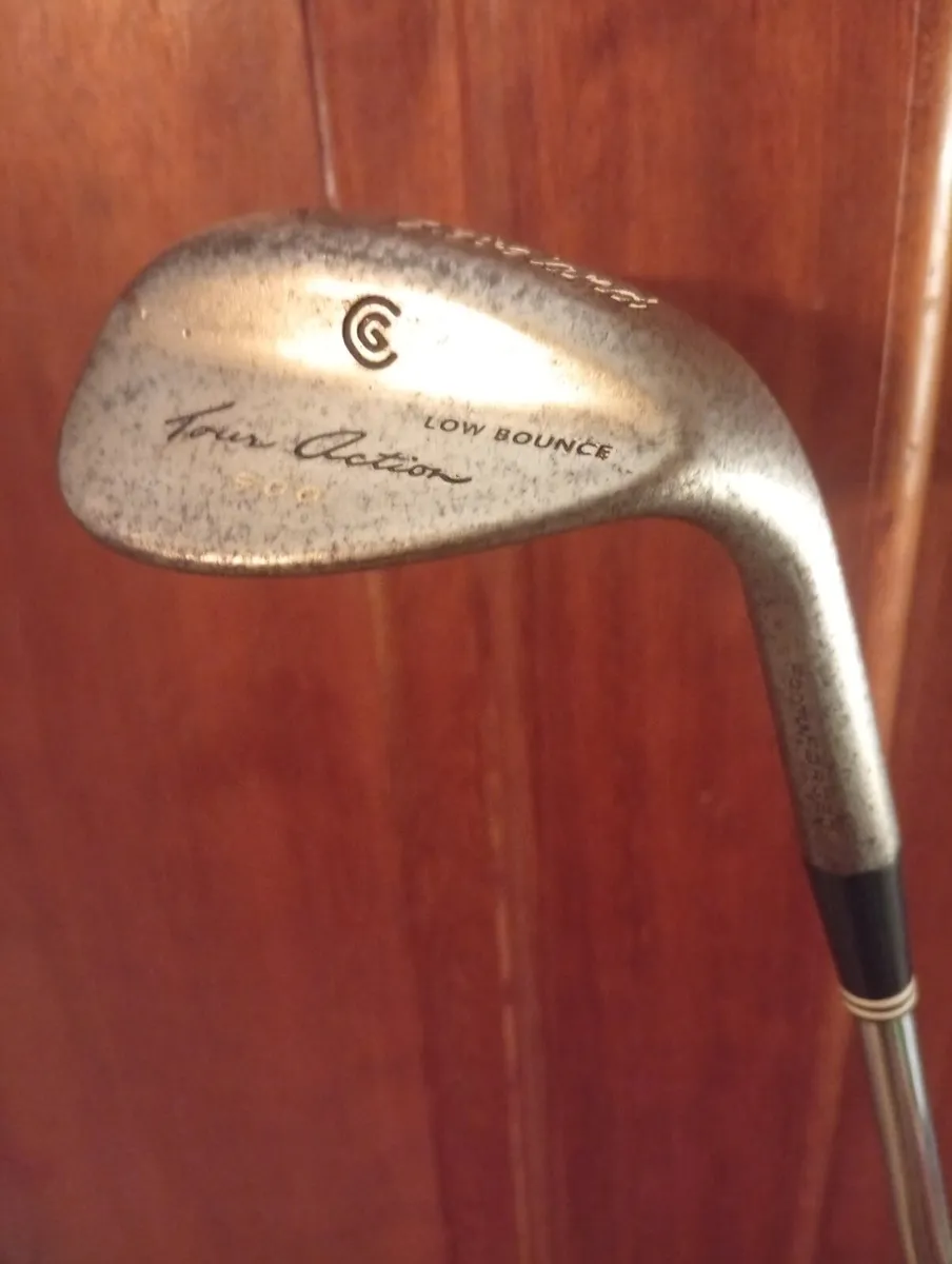 Cleveland Raw Tour Action 58 Degree Raw Wedge - Image 1