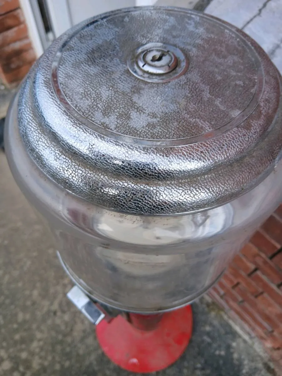 Old sweet stand - Image 3