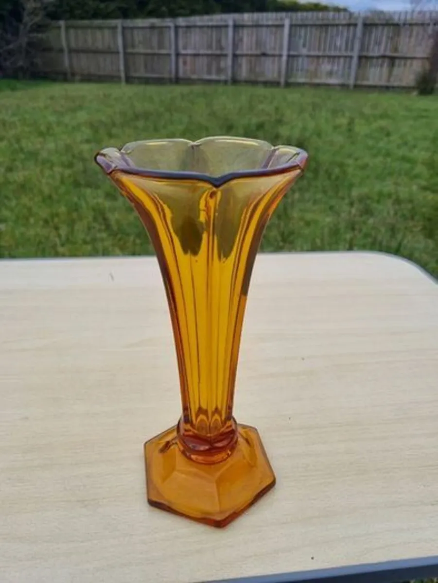 Art deco bohemia glass amber vase - Image 2