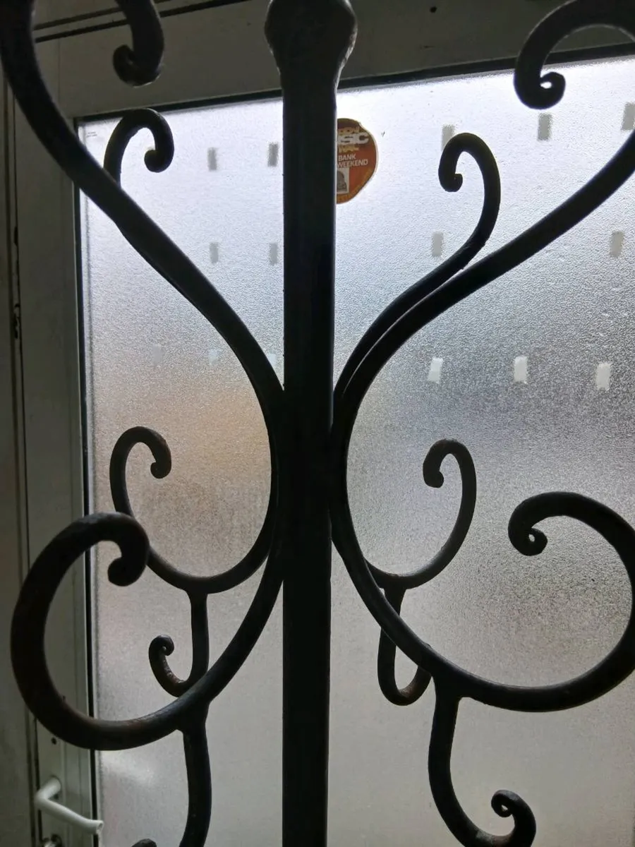 Coat stand - Image 3