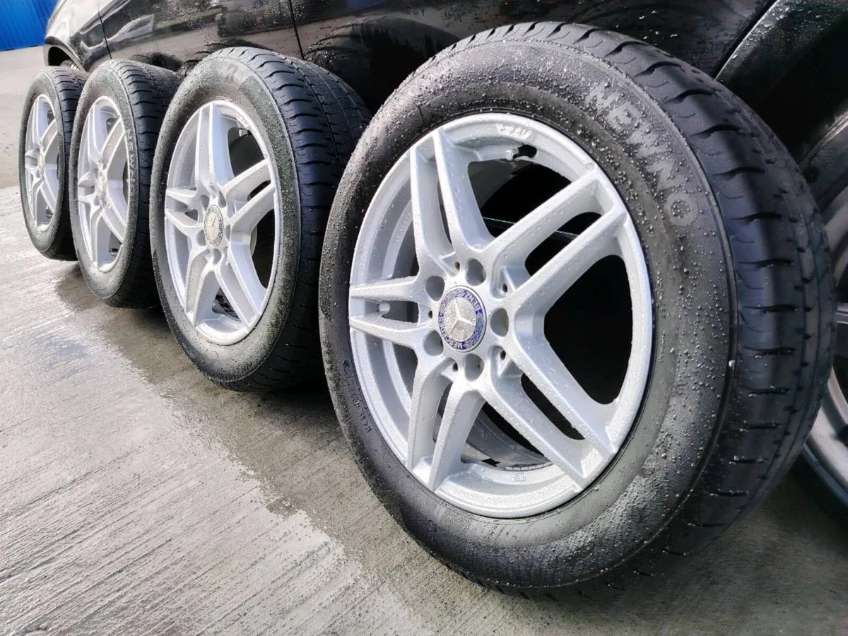 Mercedes alloys with nearly new Bridgestone tyres - Image 1