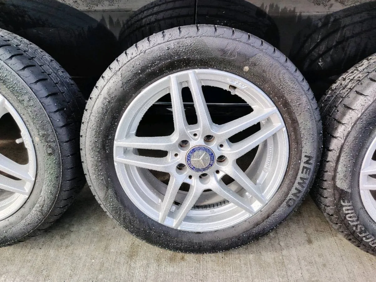 Mercedes alloys with nearly new Bridgestone tyres - Image 3