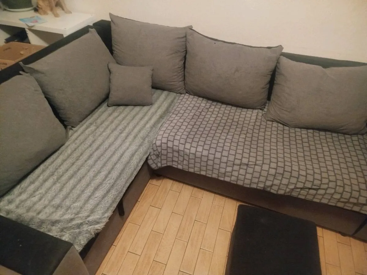 Corner sofa ,good condition second hando - Image 3