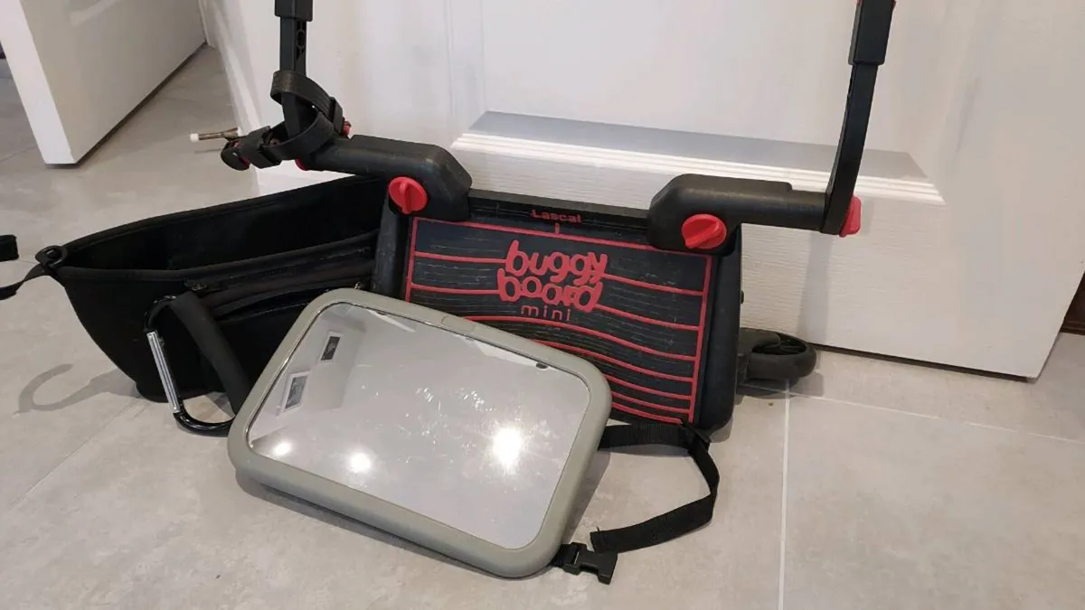 Uppa Baby Vista Travel System with Accessories - Image 2