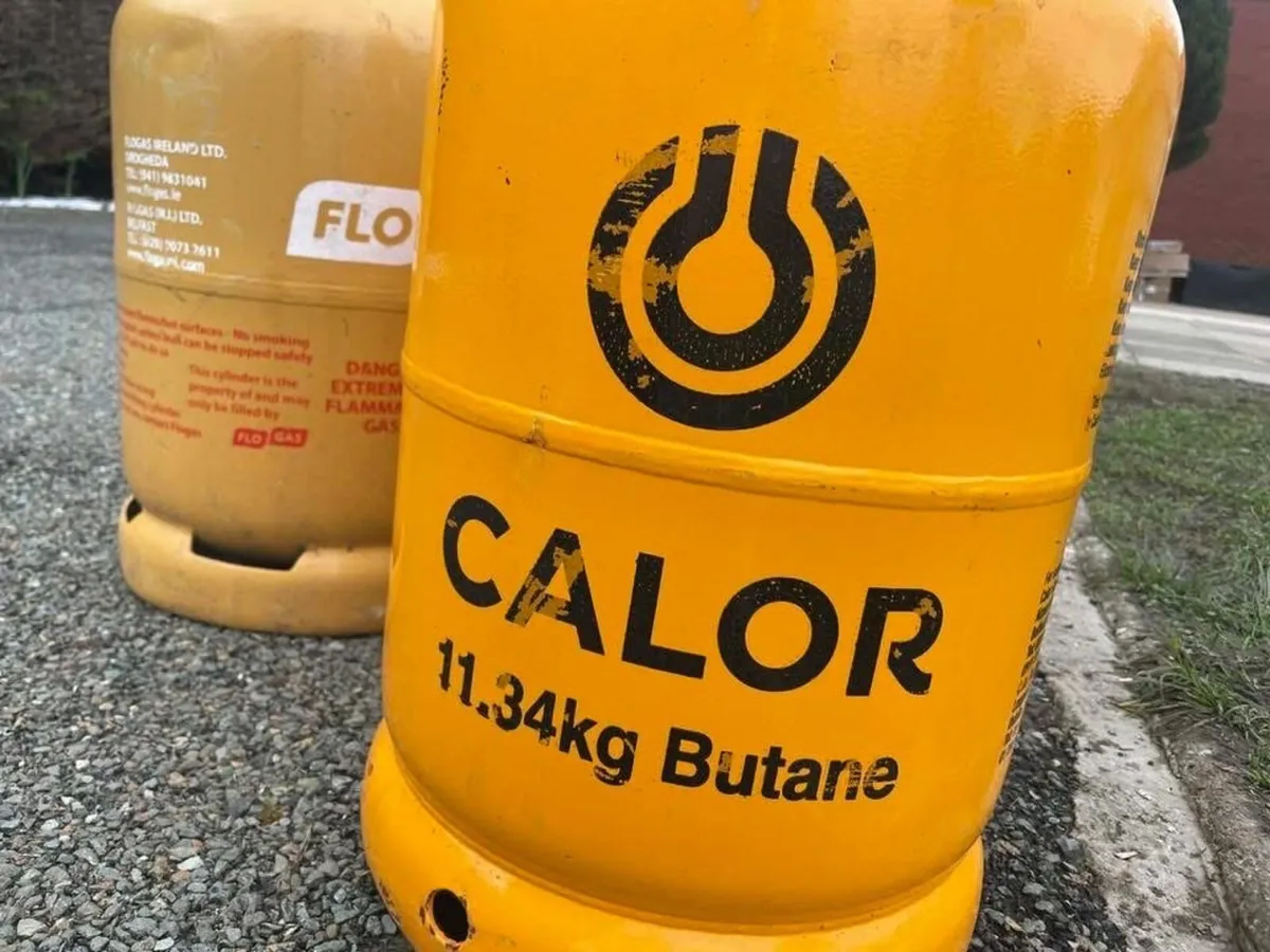 Gas cylinder x3 - Image 2