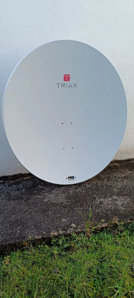 Satellite Dish Kit - Image 1