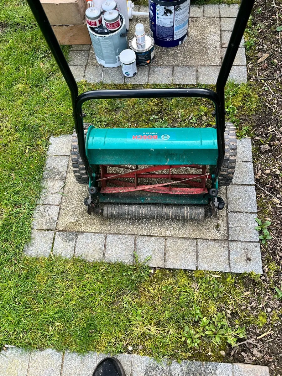 Bosch lawn mover - free - Image 2