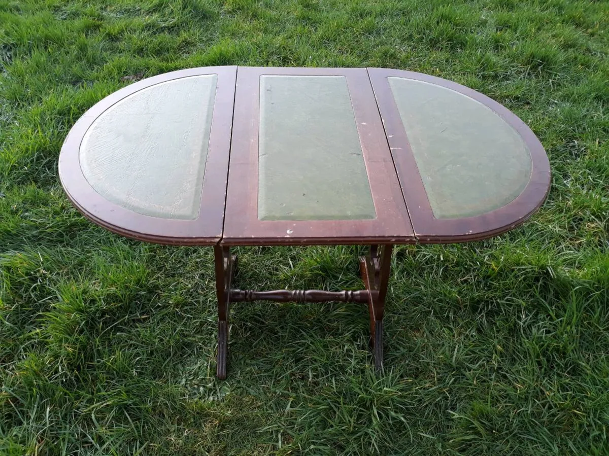 Vintage Ocassional Table - Image 3