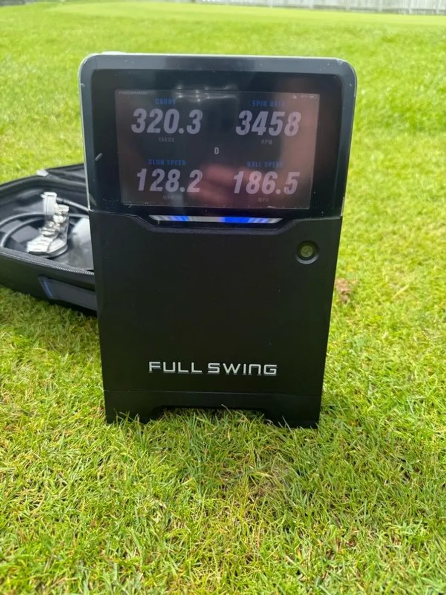Full Swing Launch Monitor - Image 1