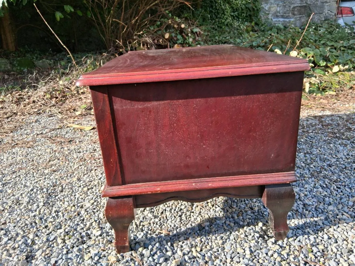 Tv/coffee table - Image 3