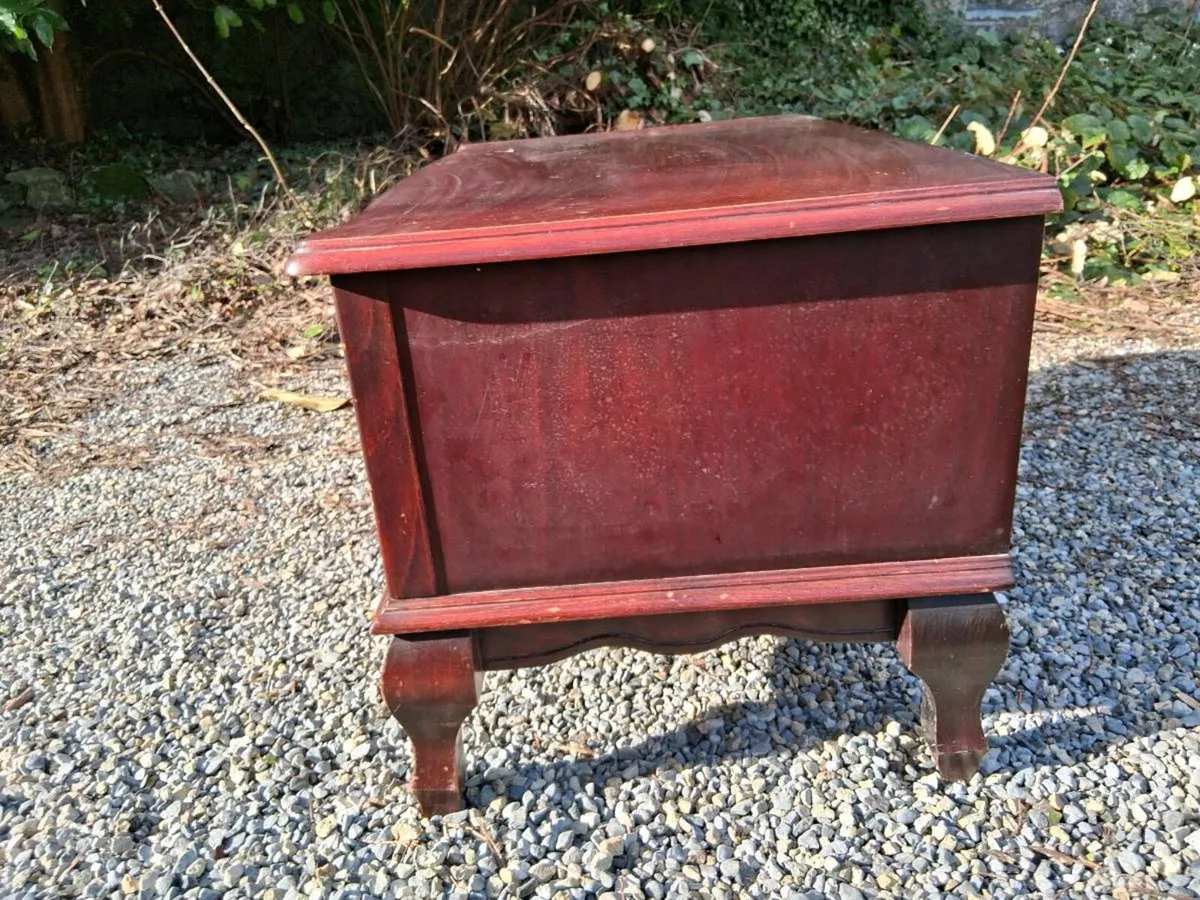 Tv/coffee table - Image 4