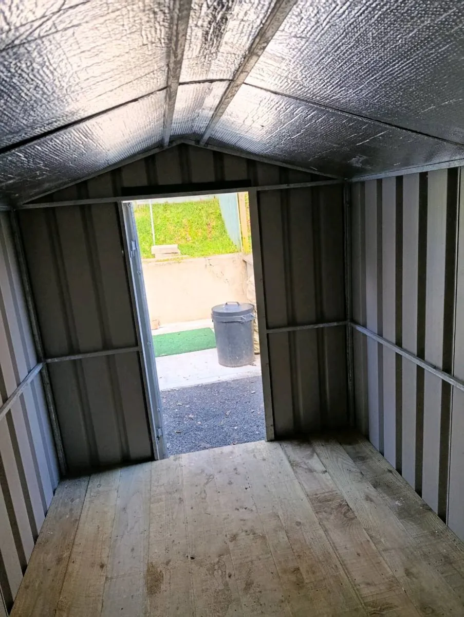 10x7 shed - Image 4