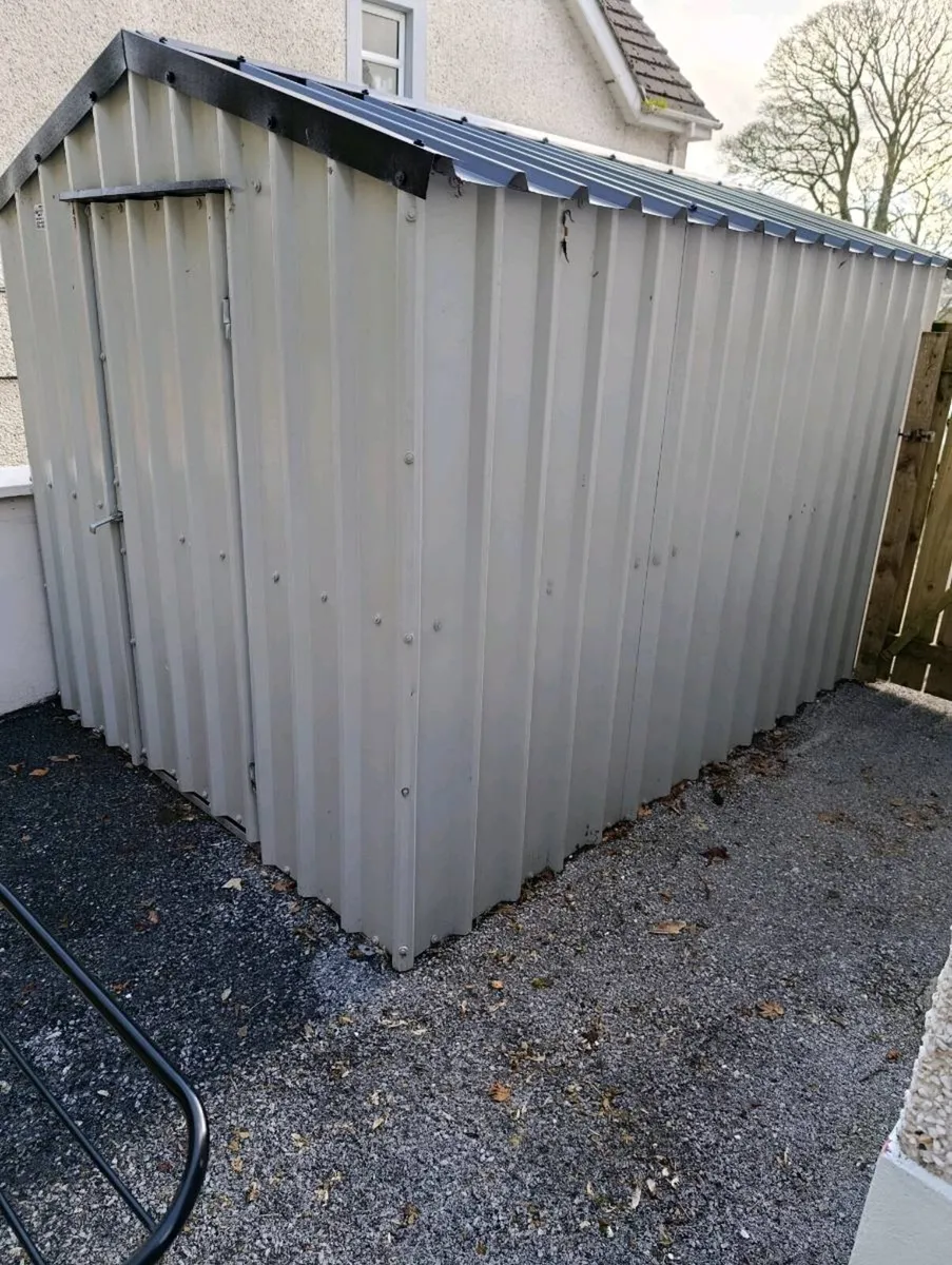10x7 shed - Image 2