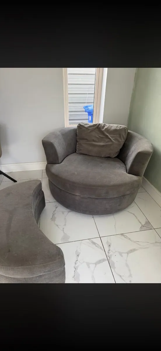 Cuddle Chair - Image 3