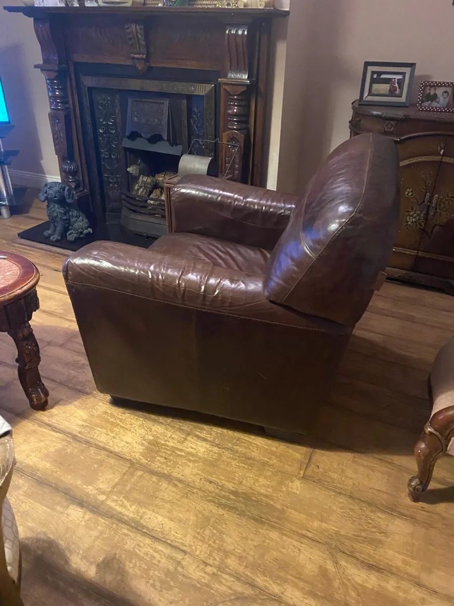 Contempo leather armchair - Image 3