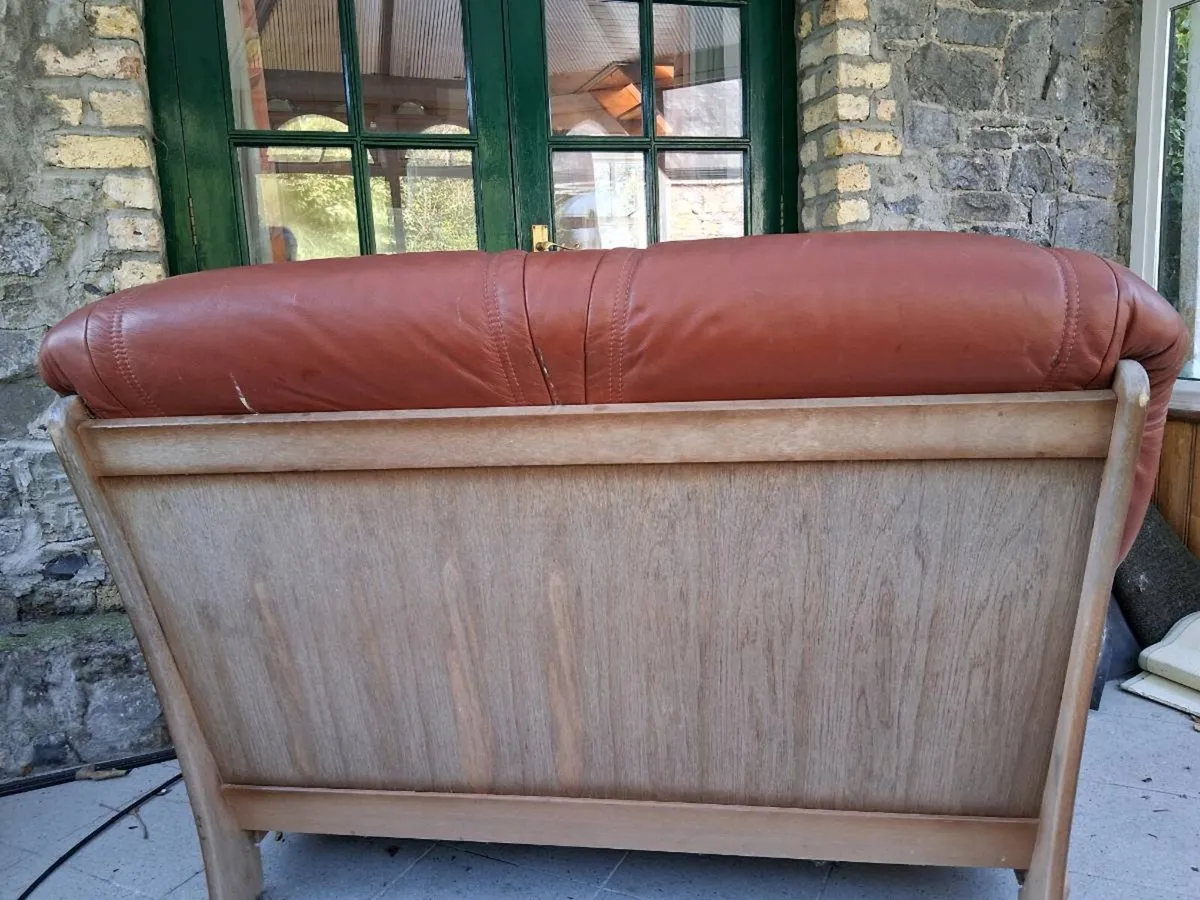 2 seater leather couch - Image 4