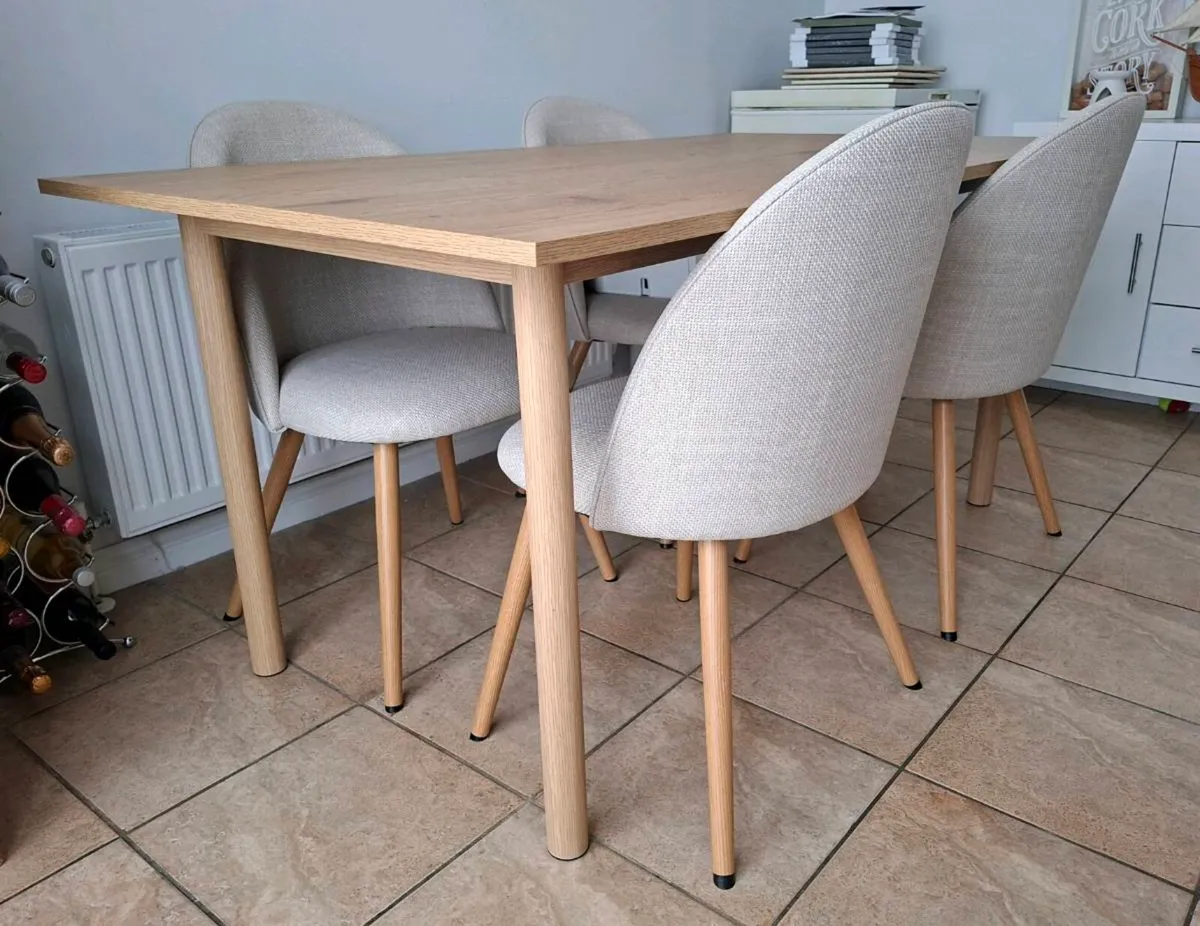 Dining Table + 4 chairs - Image 2