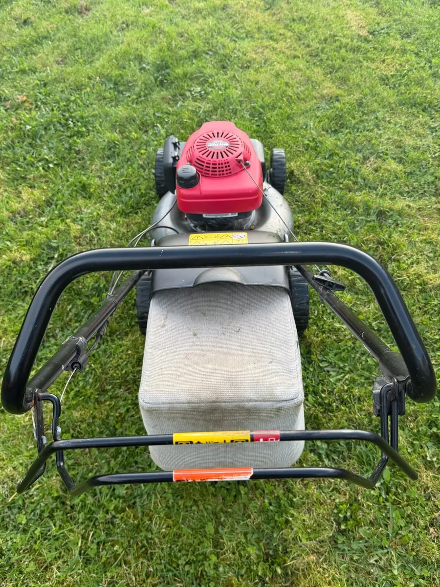 Honda lawnmower - Image 2