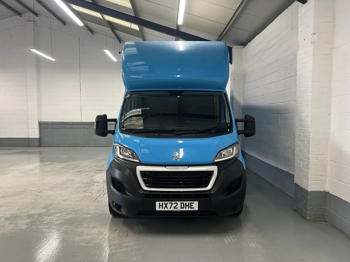 2022 Peugeot Boxer Luton Box Van - Image 4