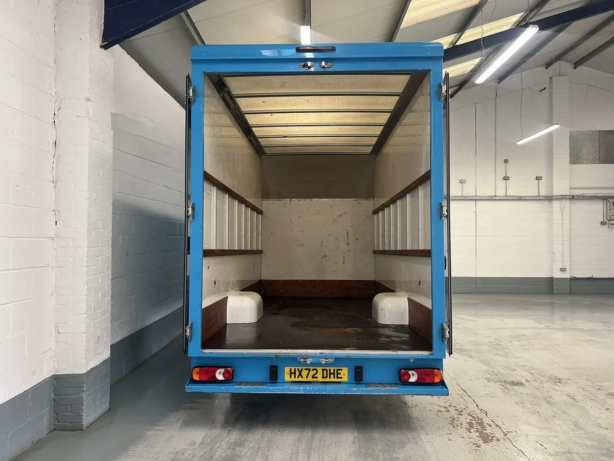2022 Peugeot Boxer Luton Box Van - Image 2