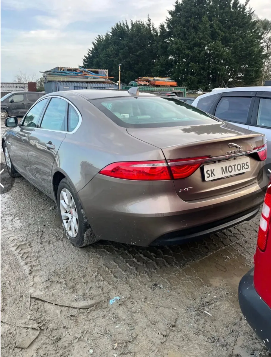 2016 Jaguar XF 2.0 Dsl Auto engine damage - Image 4