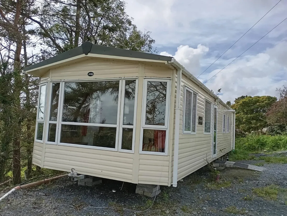 Mobile home - Image 1
