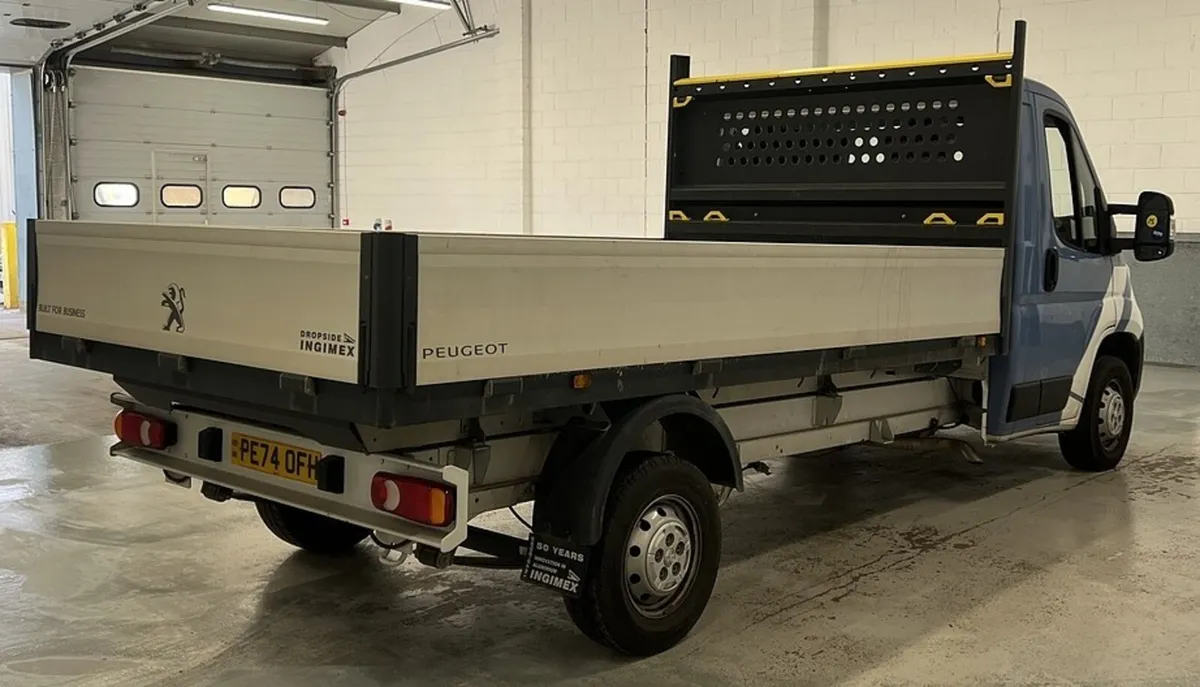 2024 Peugeot Boxer Dropside Van - Image 2