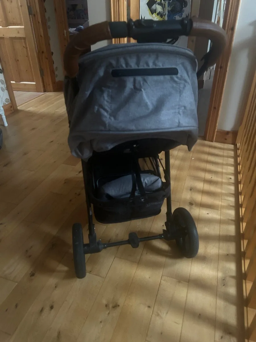 Child’s Buggie - Image 2