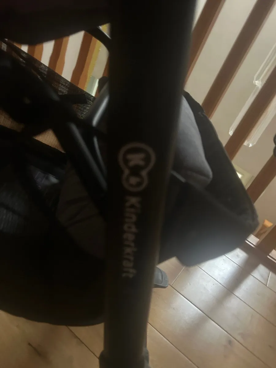 Child’s Buggie - Image 4