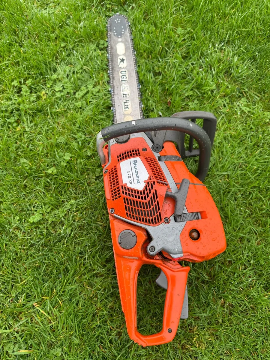 Husqvarna 572 xp chainsaw - Image 1