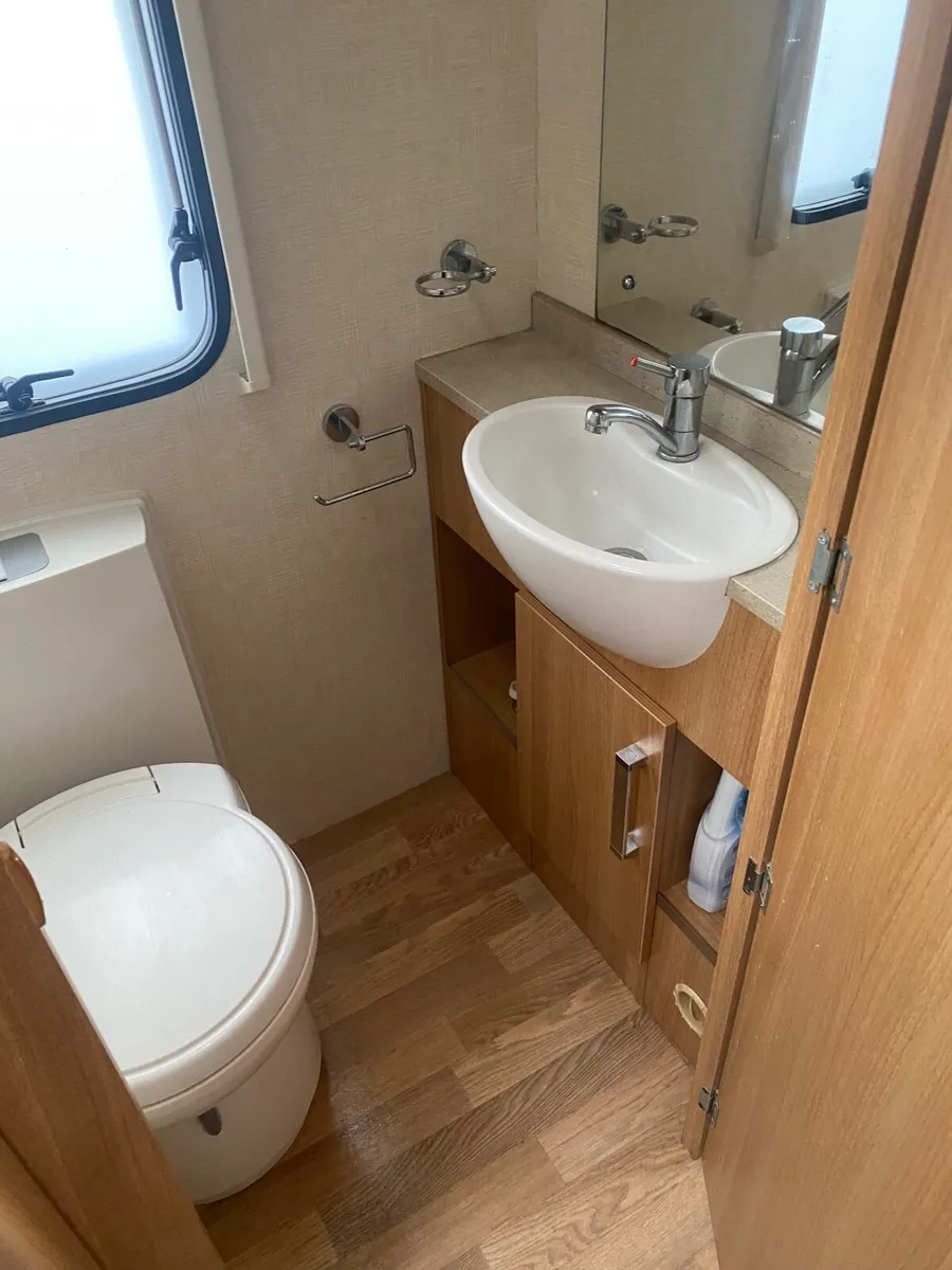 Coachman Caravan 2012 with motor mover - Image 3