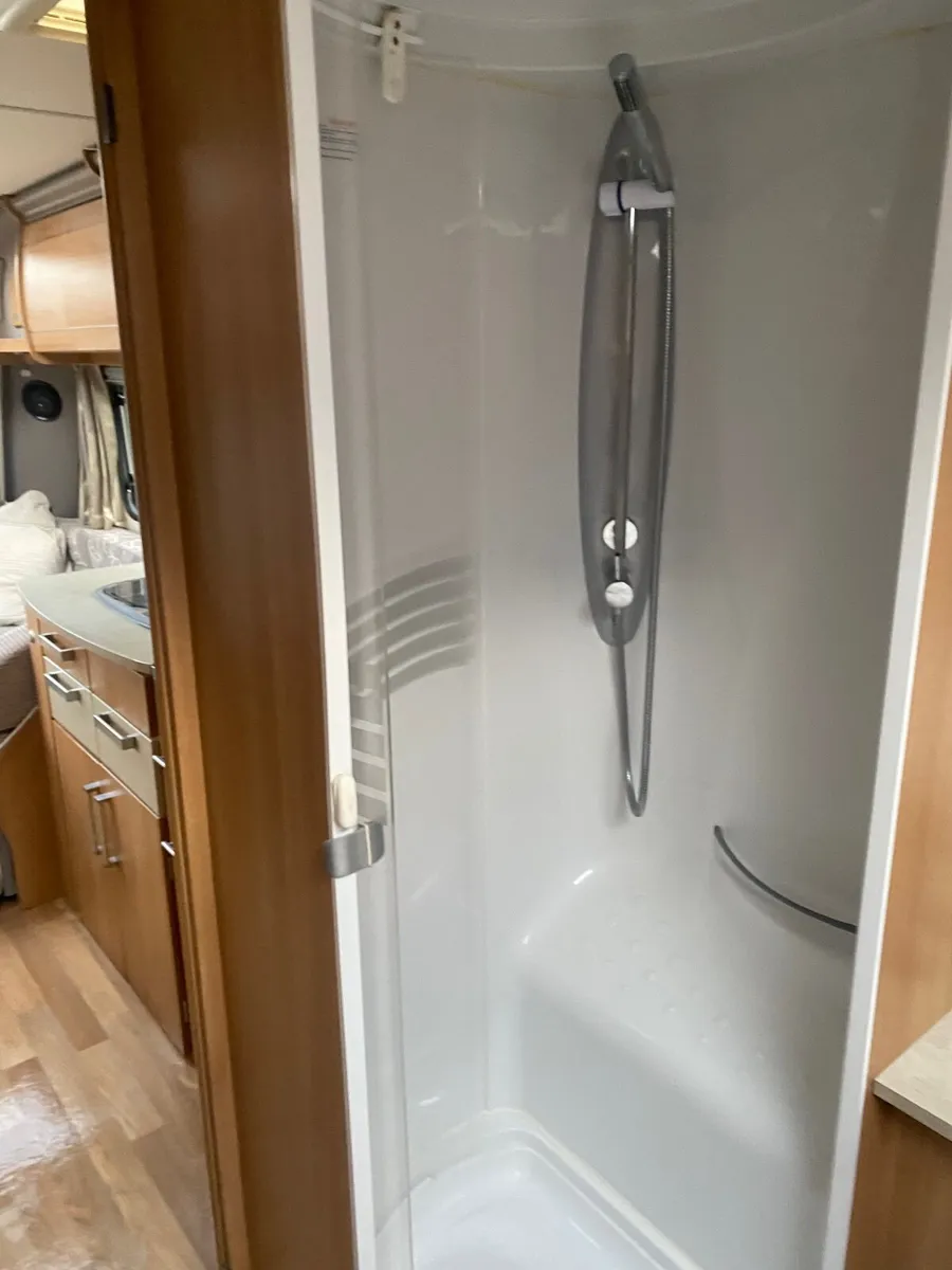 Coachman Caravan 2012 with motor mover - Image 4