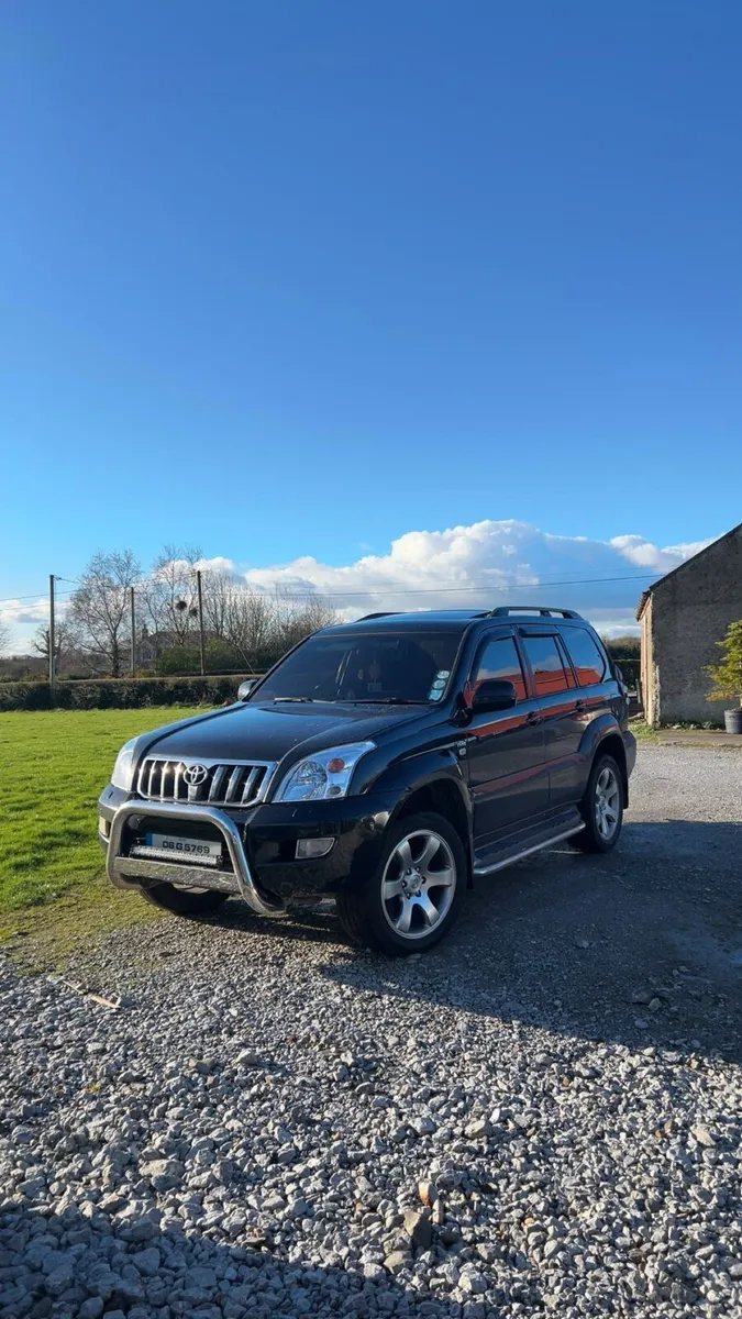 Toyota Land Cruiser LC5 - Image 1