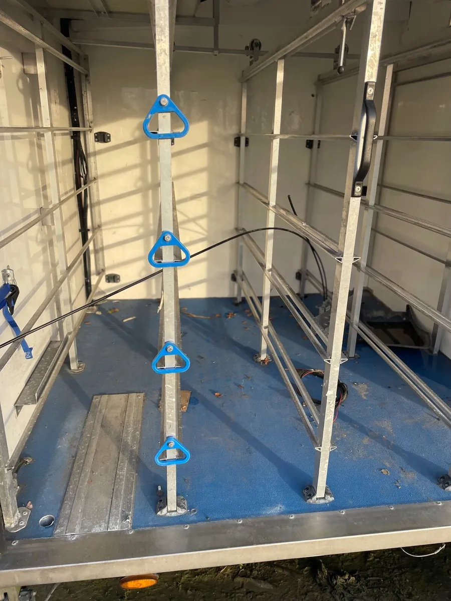 Refrigerator container - Image 3