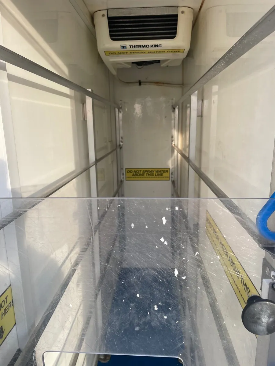 Refrigerator container - Image 1