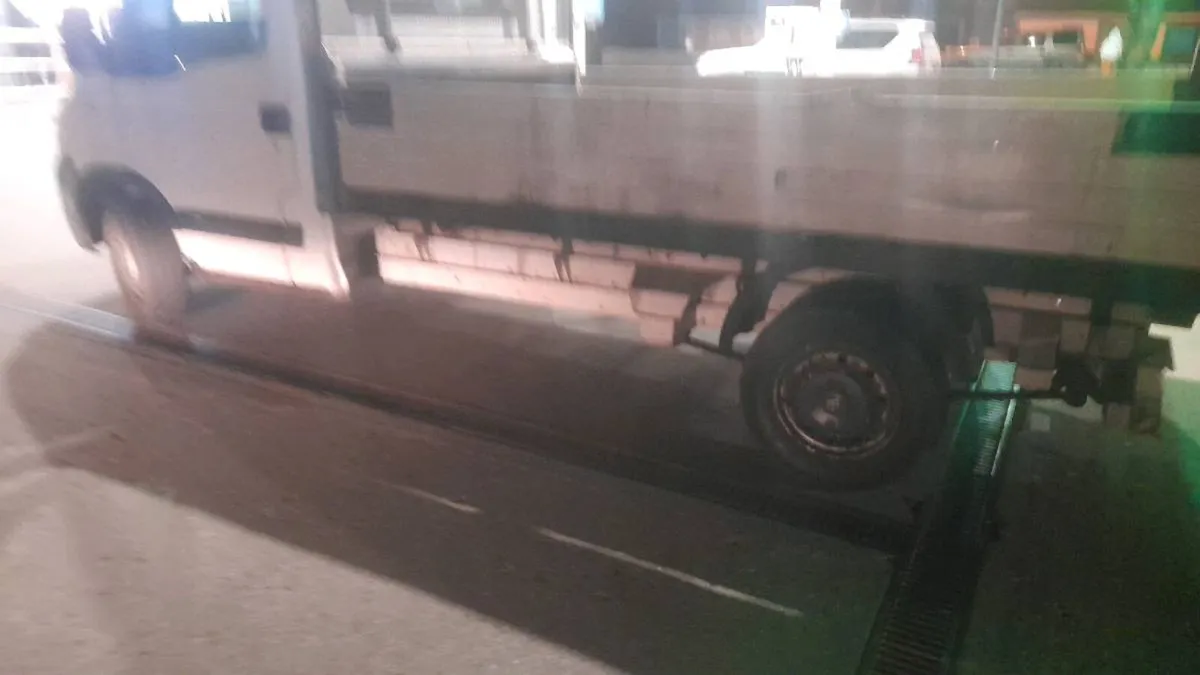 Opel movano tipper 2009 - Image 4