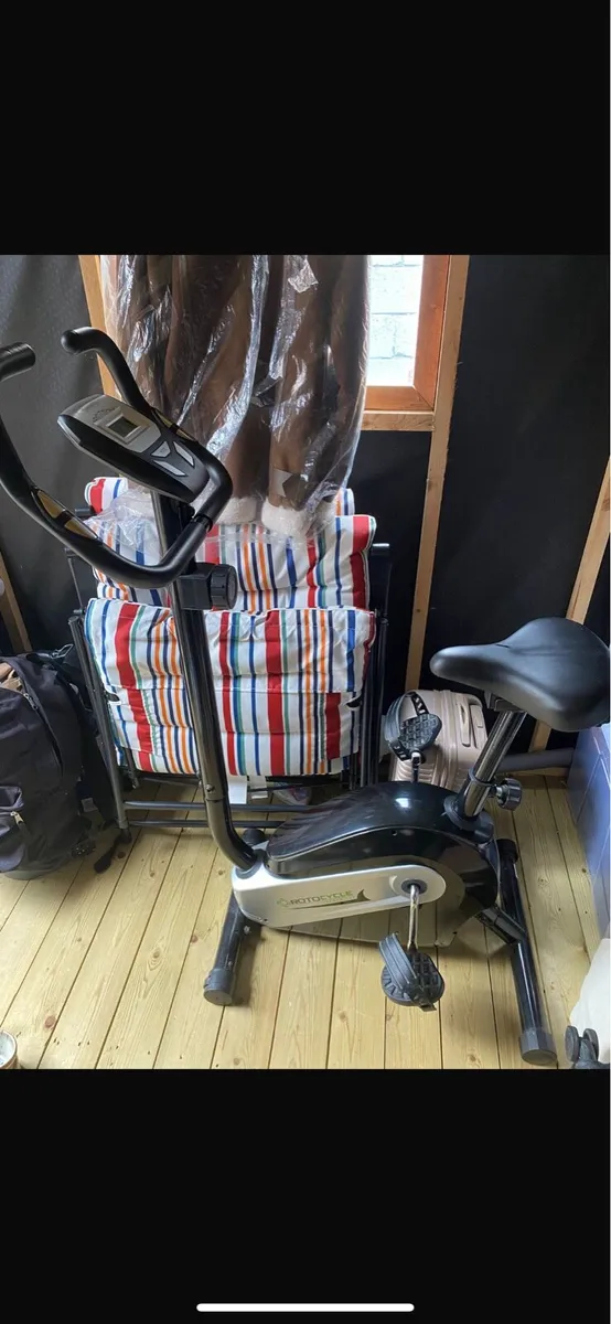 Rotocycle exercise bike - Image 1