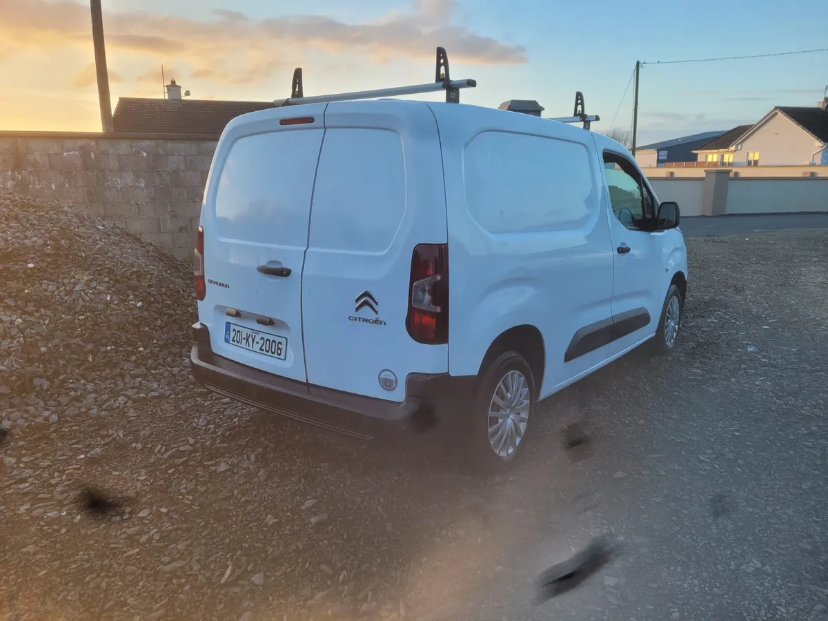 2020  Citroen Berlingo  van - Image 4