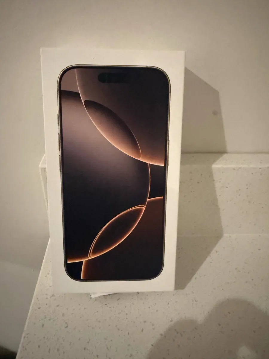 iPhone 16 Pro - Image 2