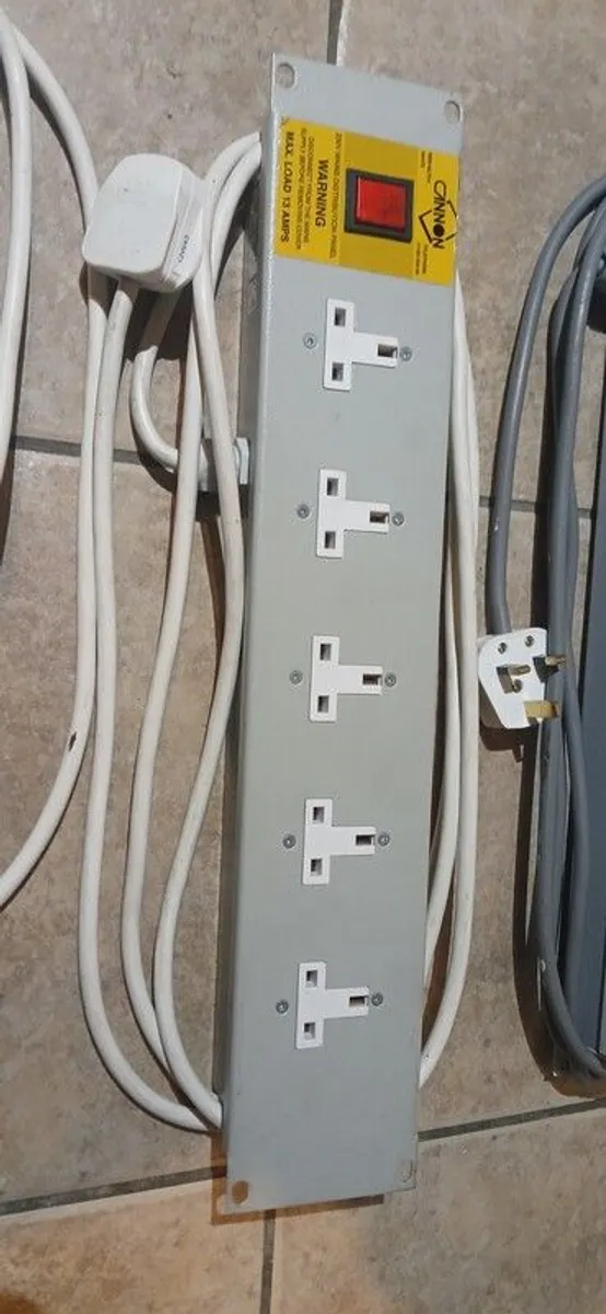 Extension lead 5 or 7 sockets - Image 3