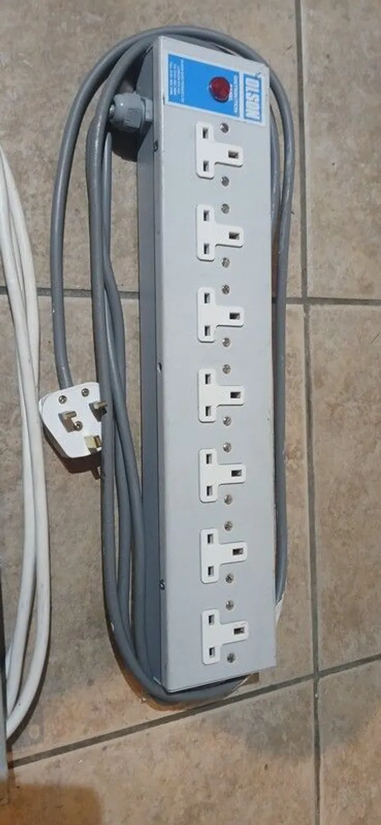 Extension lead 5 or 7 sockets - Image 4