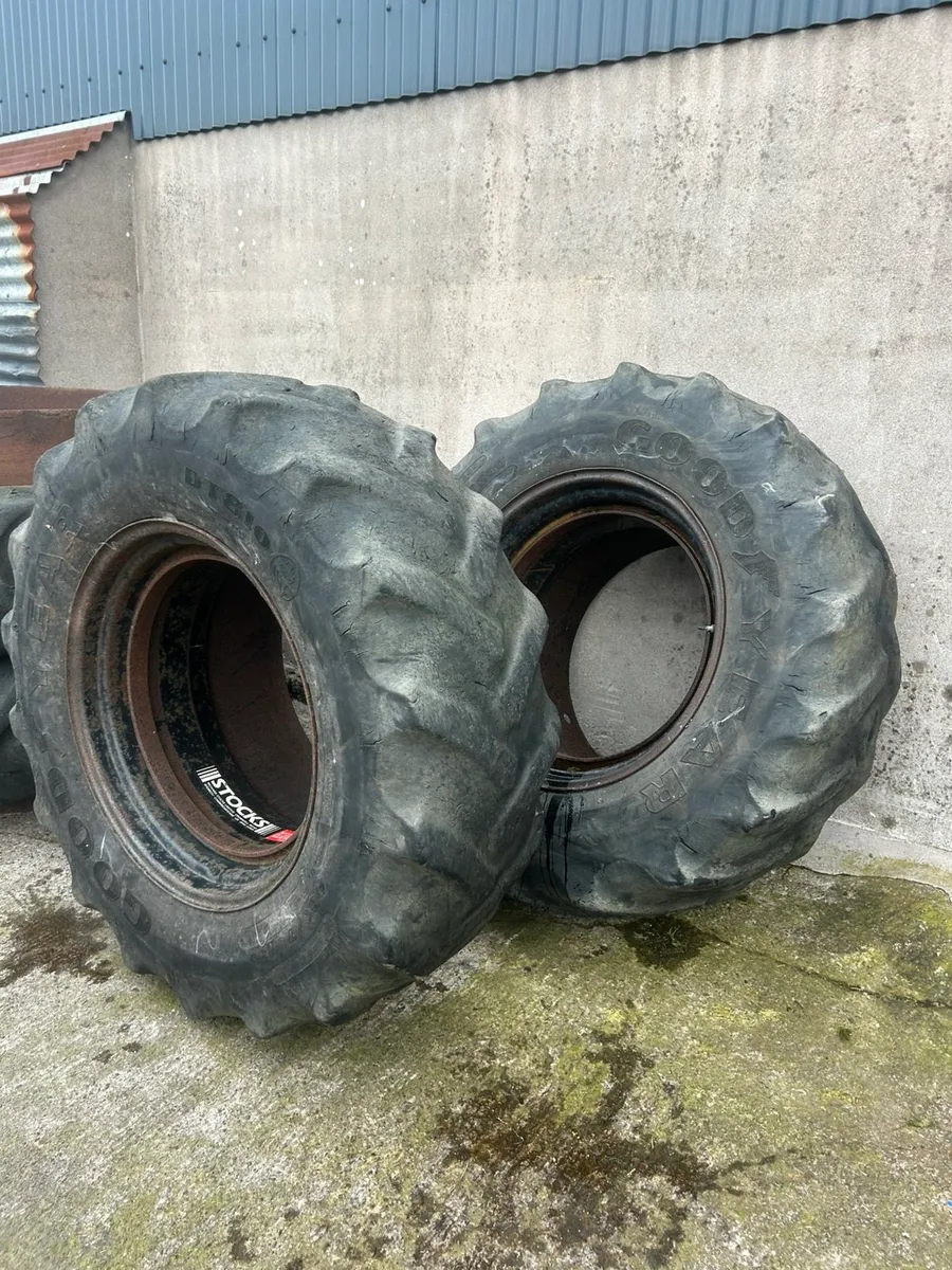 Stocks 30" dual wheels - Image 1