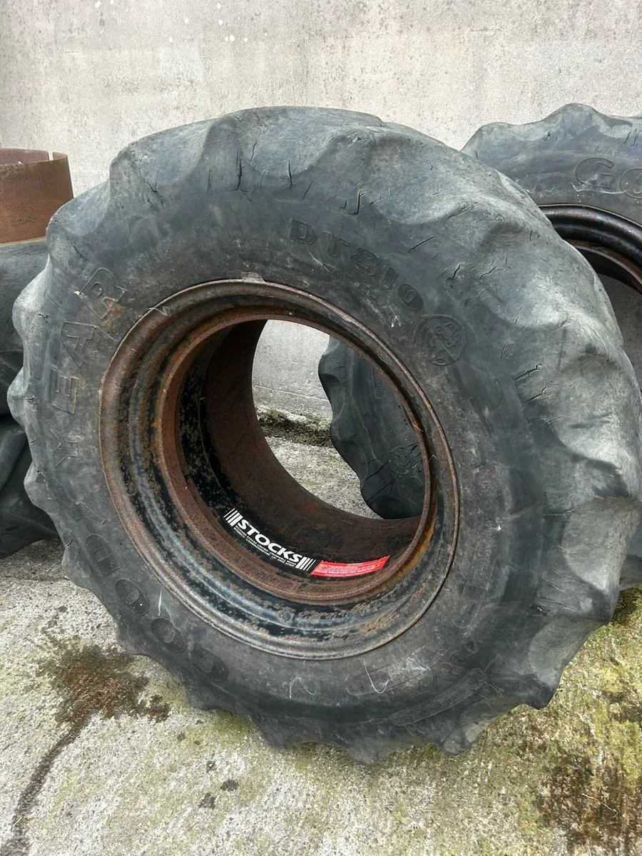 Stocks 30" dual wheels - Image 2