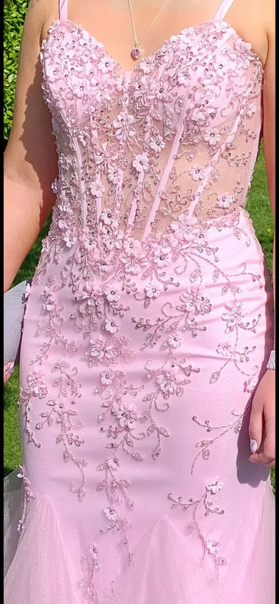 Debs dress - Image 3