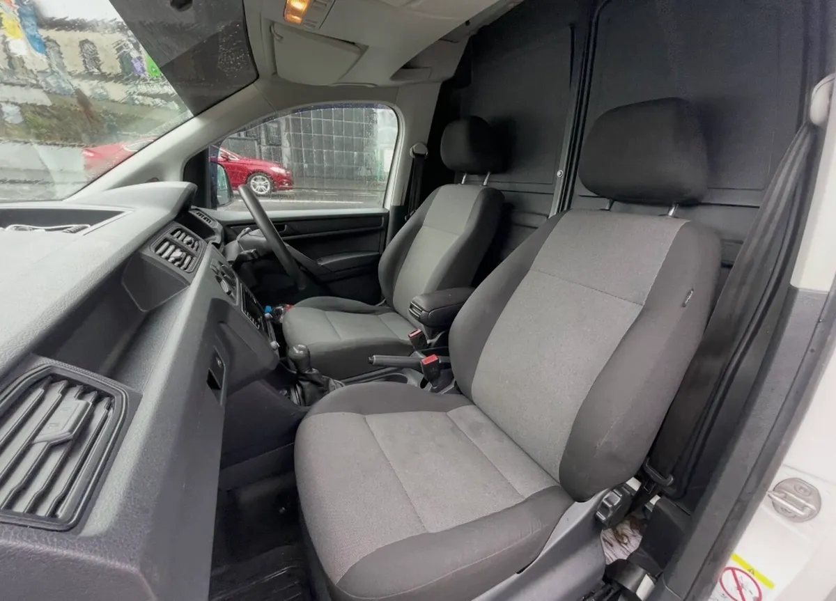 Volkswagen Caddy 2017 2.0ltr Diesel No VAT - Image 2