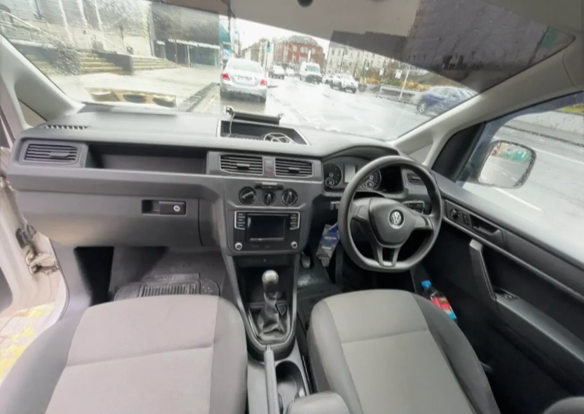 Volkswagen Caddy 2017 2.0ltr Diesel No VAT - Image 3