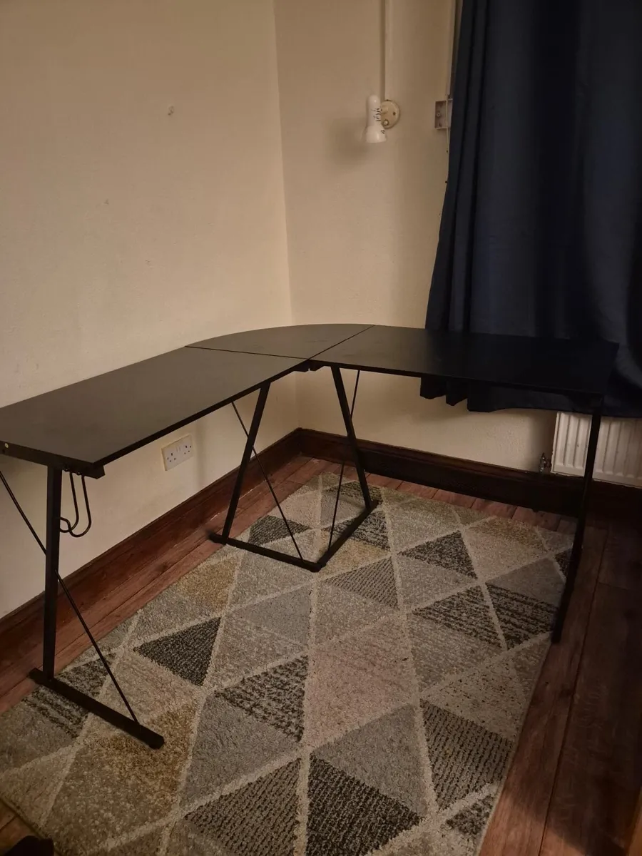 Gaming Desk - Image 2