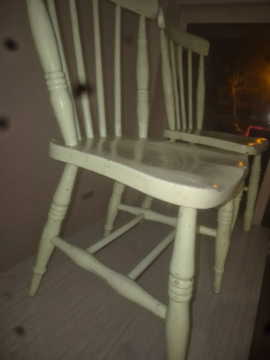 Farmhouse table and chairs - Image 2