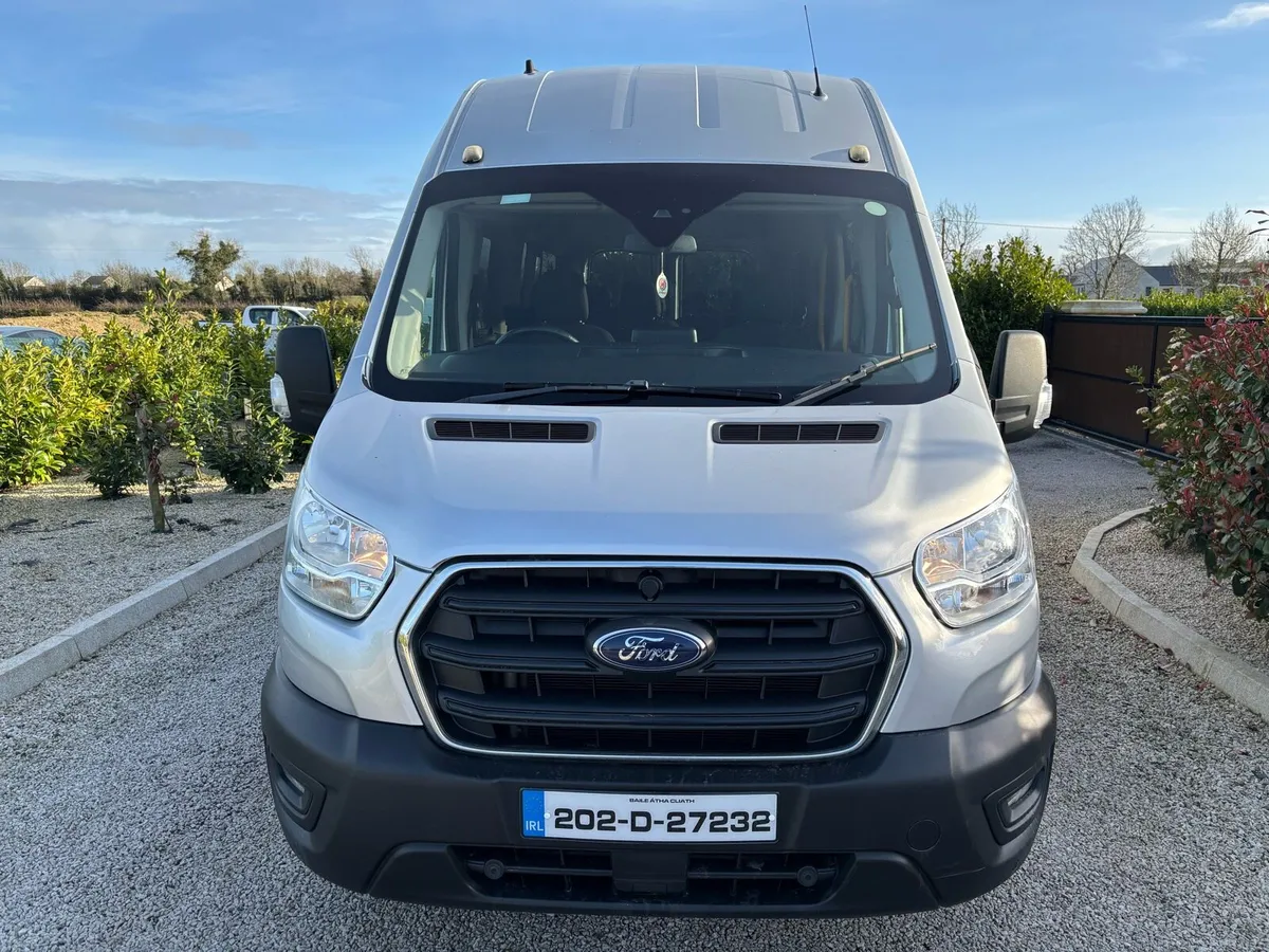 TRANSIT 460 RWD BUS 2.0 130 / FSH /DIGI TACHOGRAPH - Image 2